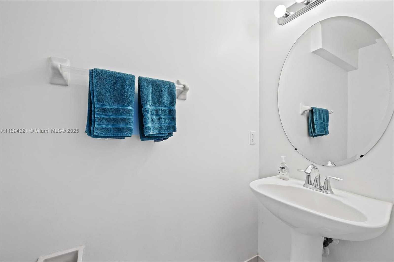 Small Image of 22424 SOUTH WEST 89TH PATH, Cutler Bay Number 5