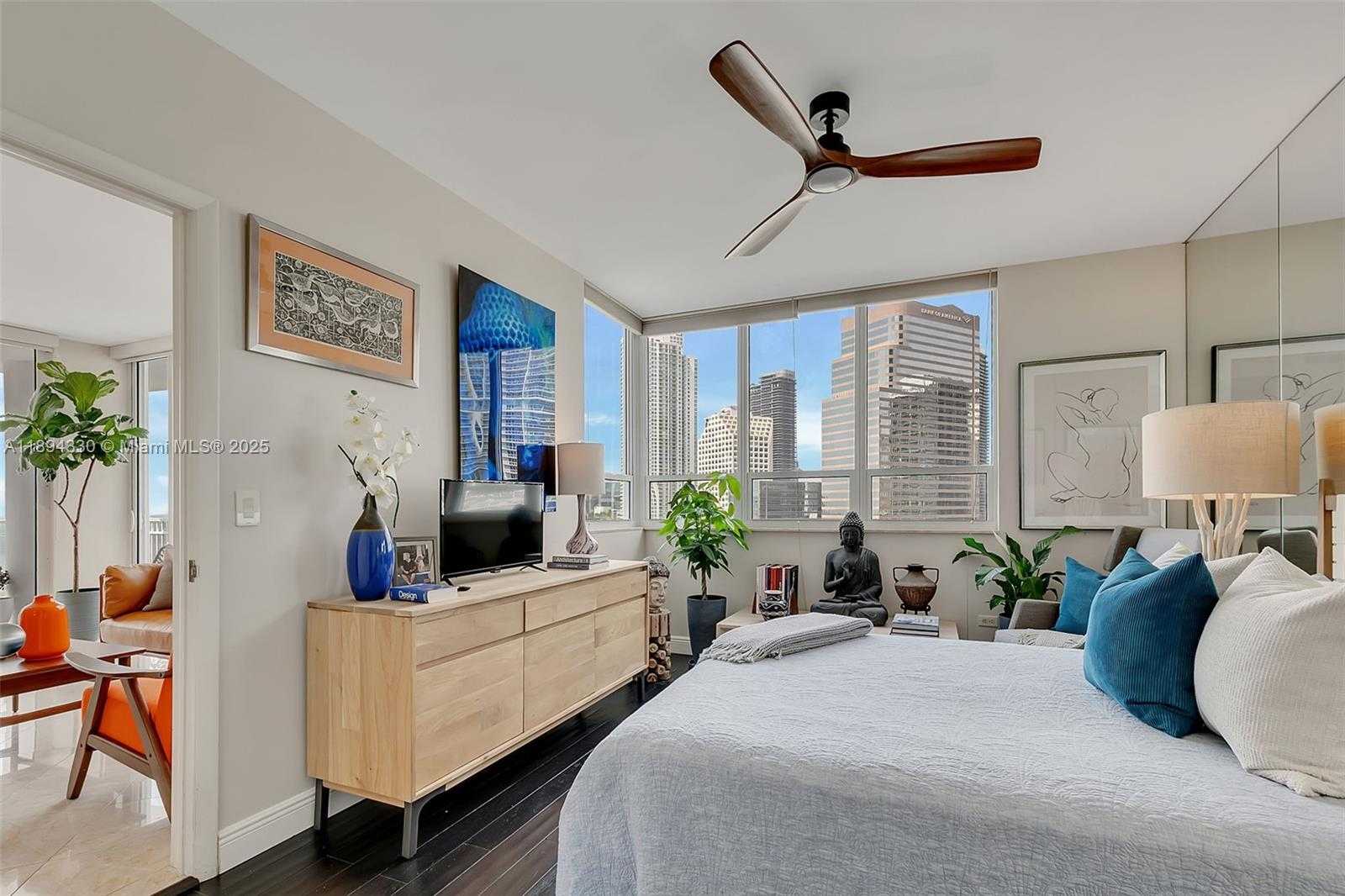 Small Image of 801 BRICKELL KEY BLVD #1601, Miami Number 21