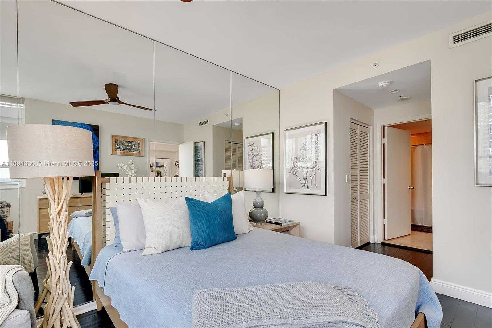 Small Image of 801 BRICKELL KEY BLVD #1601, Miami Number 22