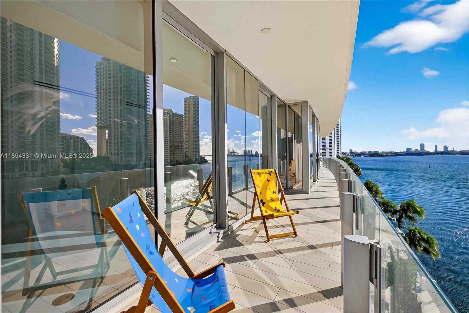 Small Image of 300 BISCAYNE BOULEVARD WAY #501E, Miami Number 22
