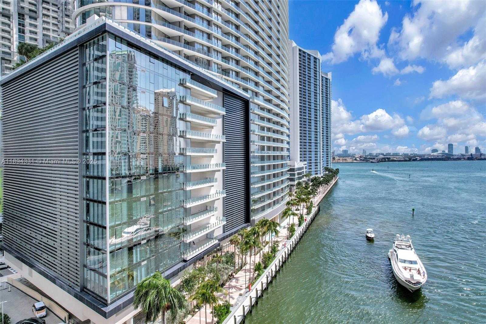 Small Image of 300 BISCAYNE BOULEVARD WAY #501E, Miami Number 35