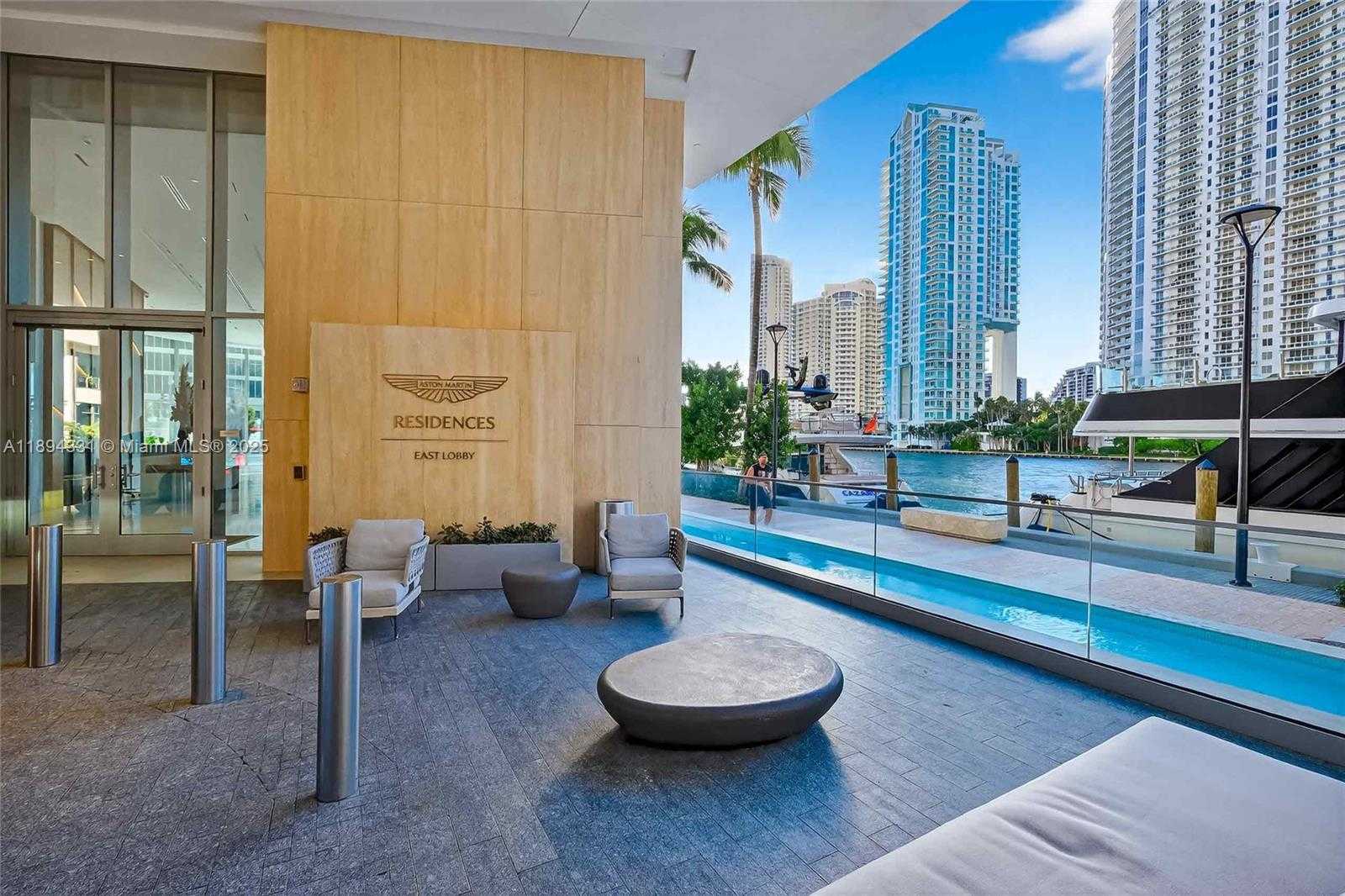 Small Image of 300 BISCAYNE BOULEVARD WAY #501E, Miami Number 65