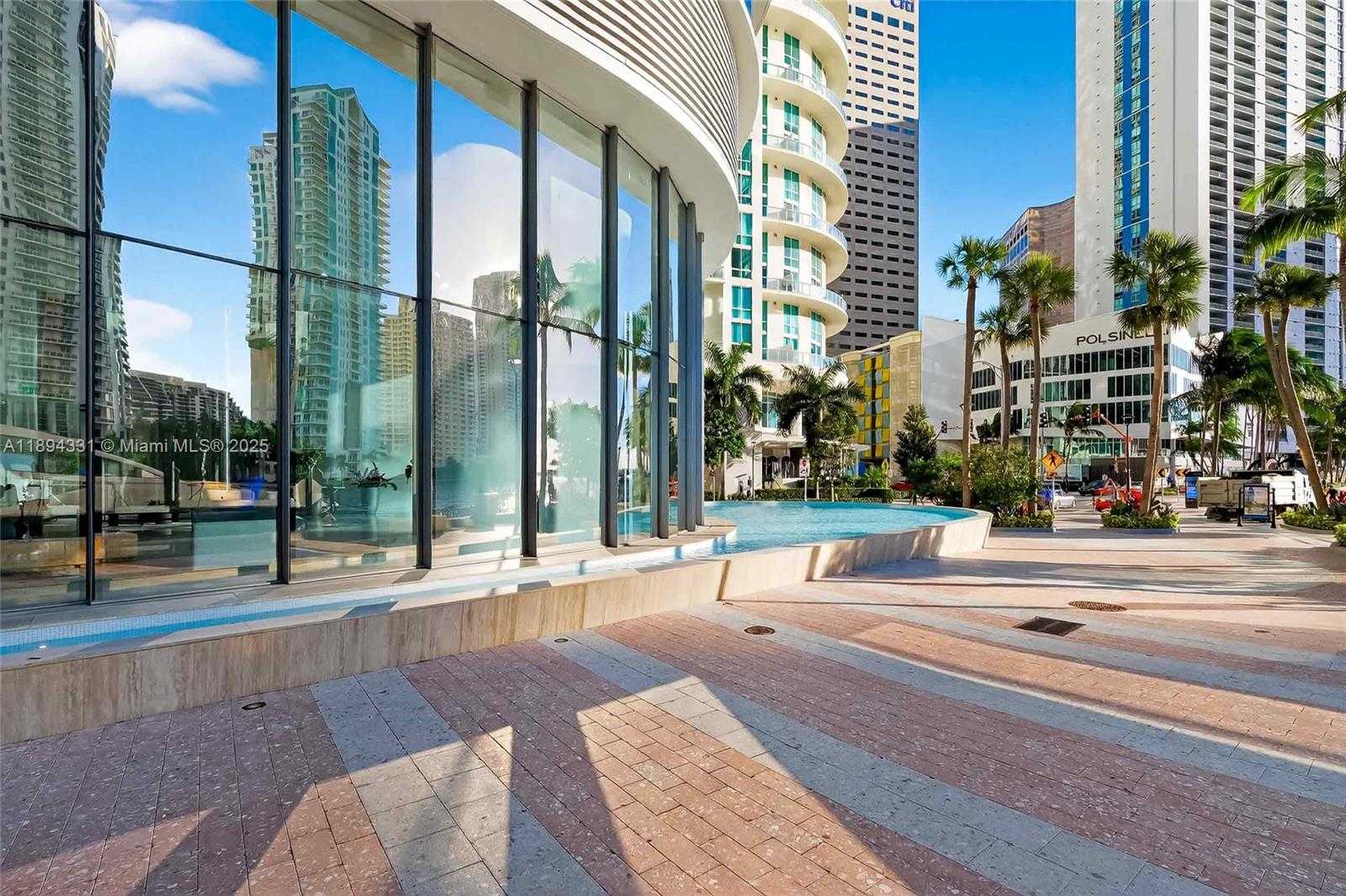 Small Image of 300 BISCAYNE BOULEVARD WAY #501E, Miami Number 72