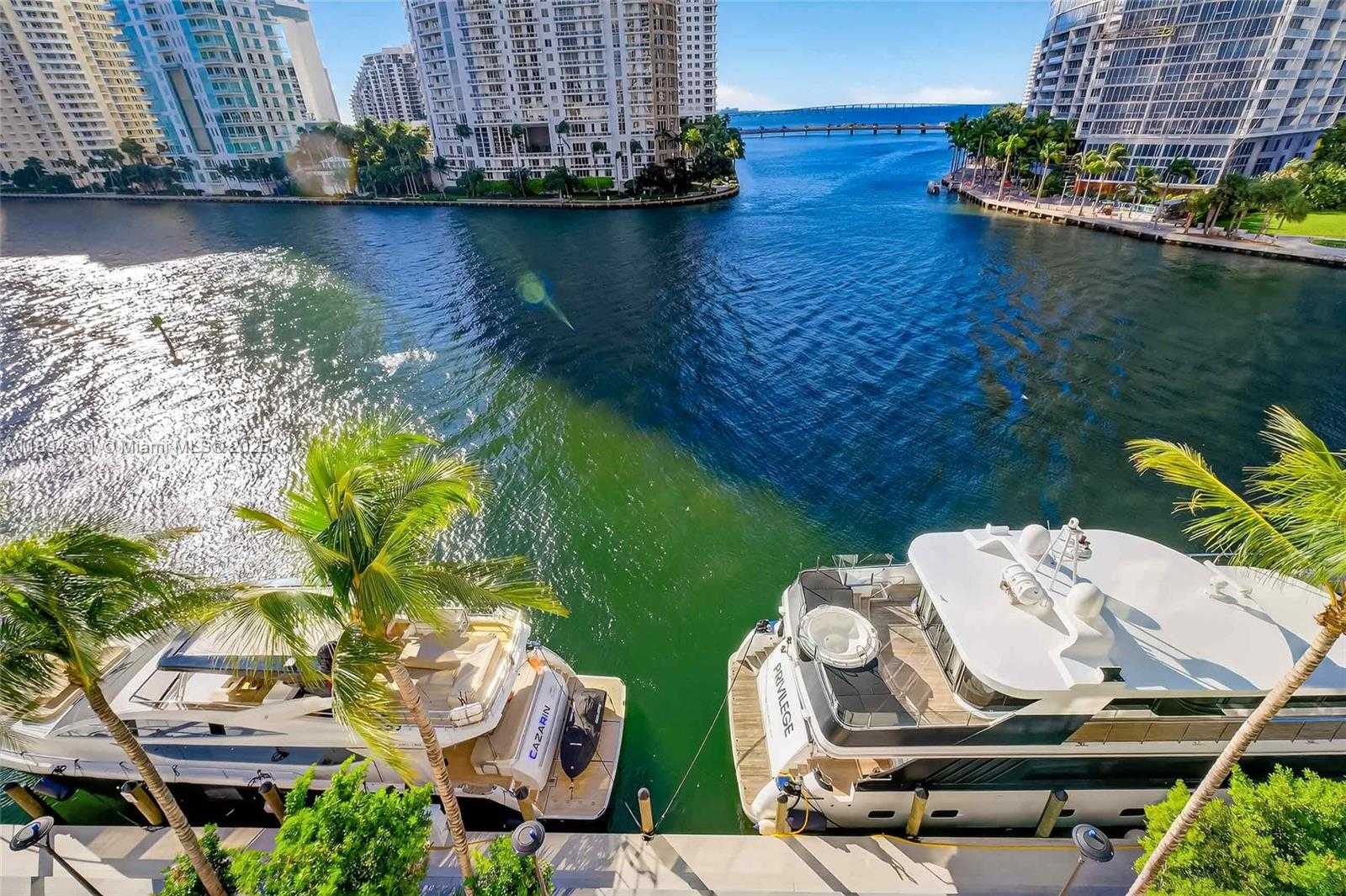 Small Image of 300 BISCAYNE BOULEVARD WAY #501E, Miami Number 75