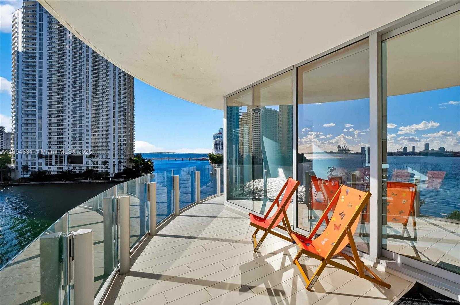 Small Image of 300 BISCAYNE BOULEVARD WAY #501E, Miami Number 77
