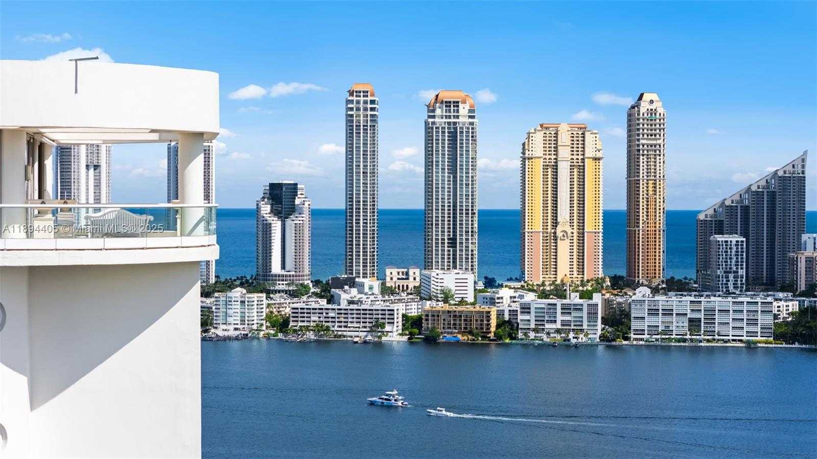 Small Image of 7000 ISLAND BLVD #PH-02, Aventura Number 45