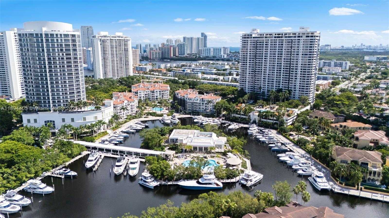 Small Image of 7000 ISLAND BLVD #PH-02, Aventura Number 48