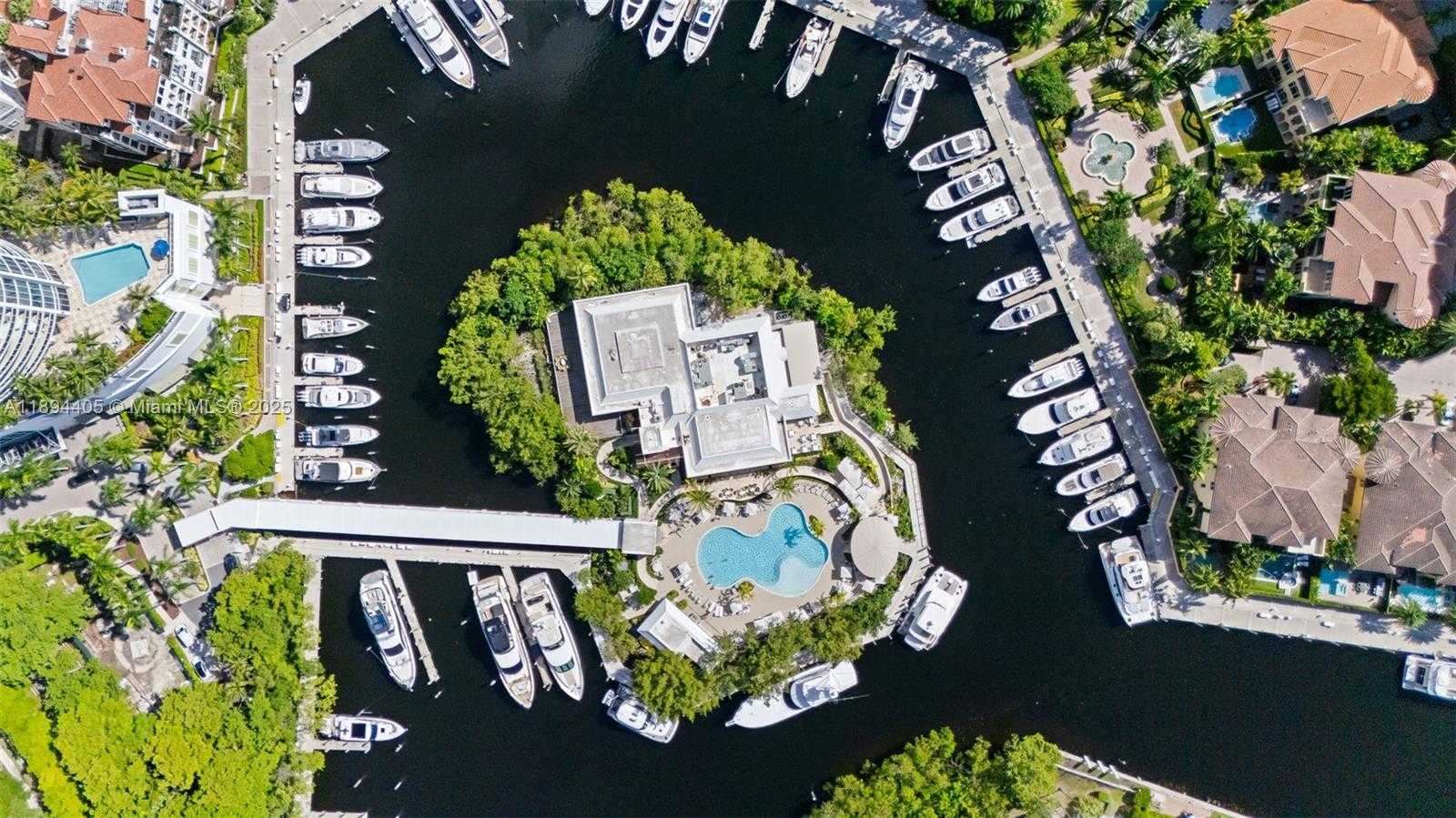 Small Image of 7000 ISLAND BLVD #PH-02, Aventura Number 50