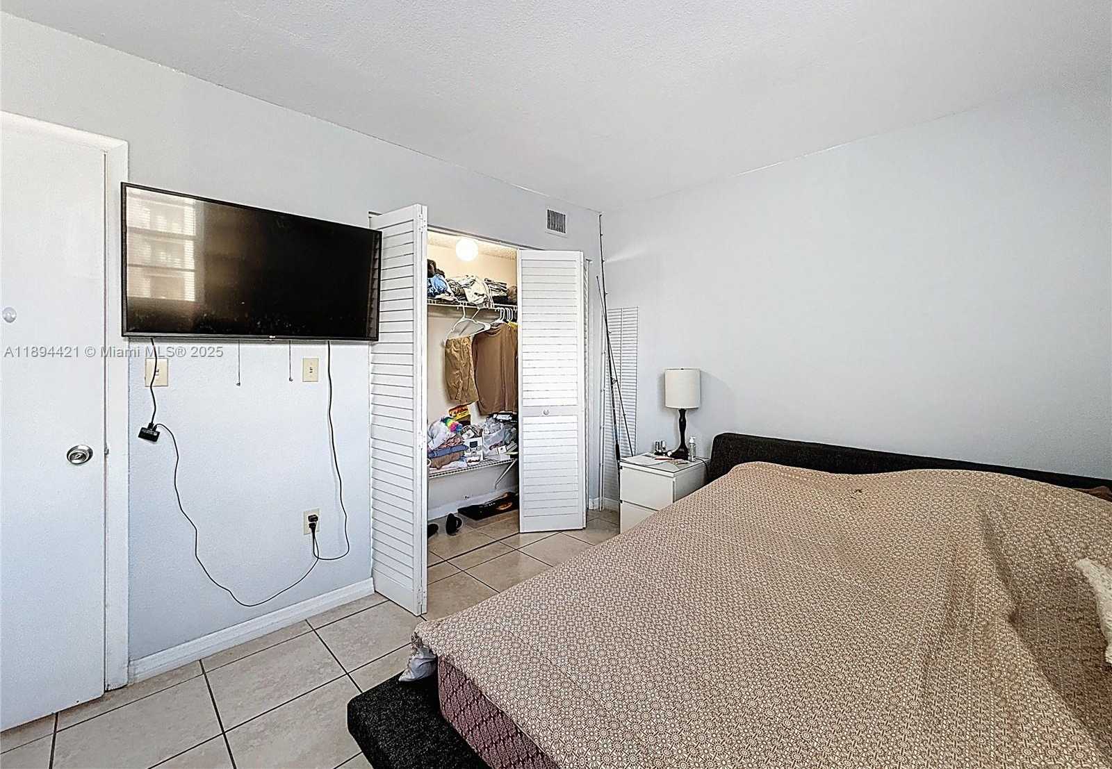 Small Image of 3611 SOUTH WEST 117TH AVE #10-207, Miami Number 14