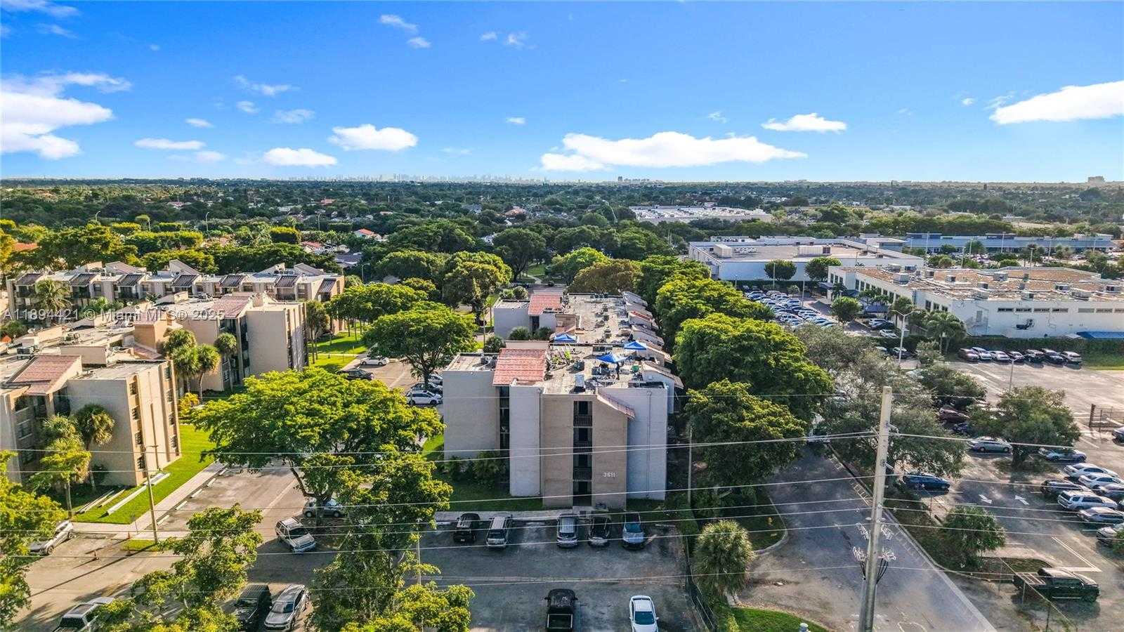 Small Image of 3611 SOUTH WEST 117TH AVE #10-207, Miami Number 27