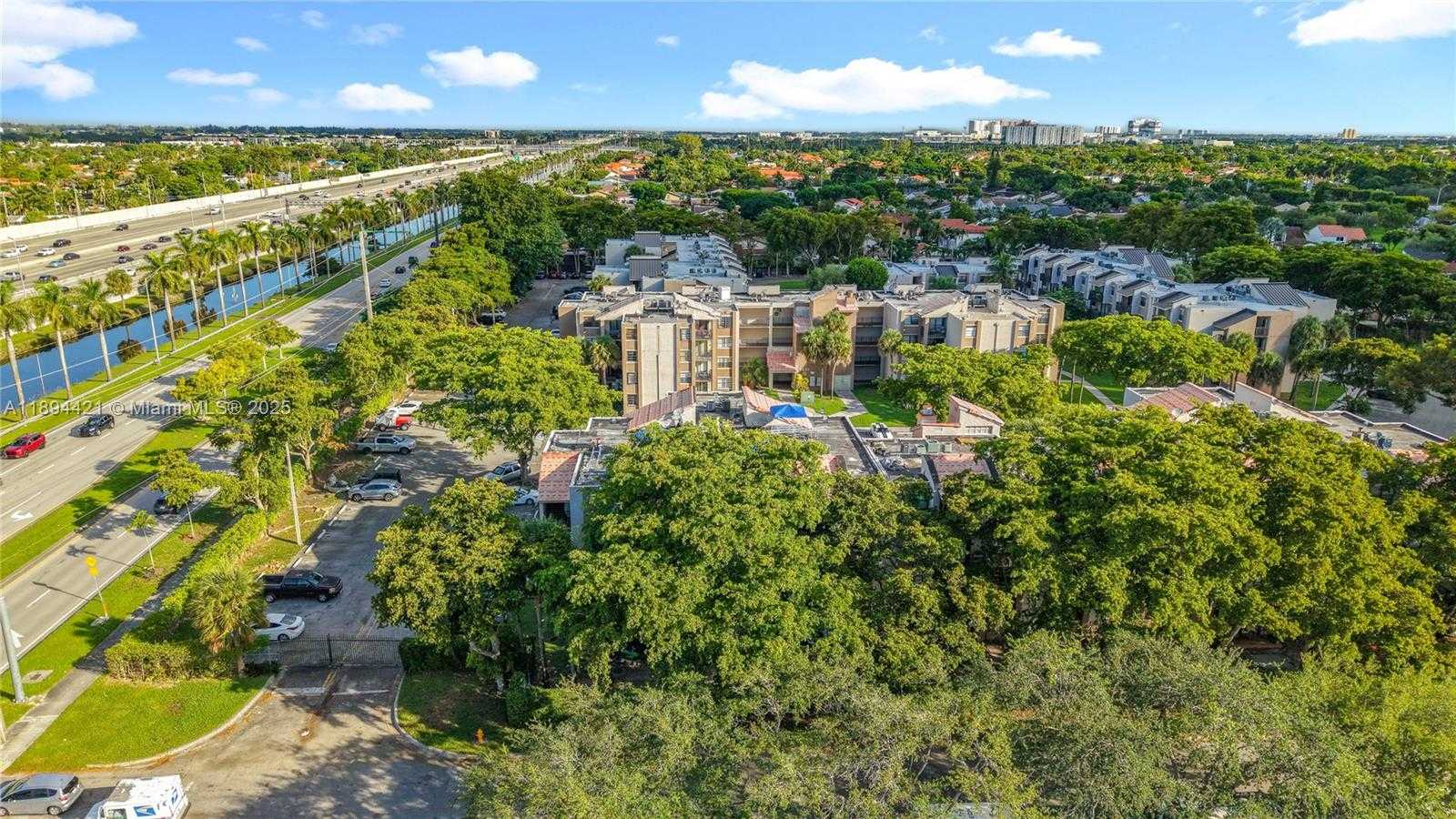 Small Image of 3611 SOUTH WEST 117TH AVE #10-207, Miami Number 31