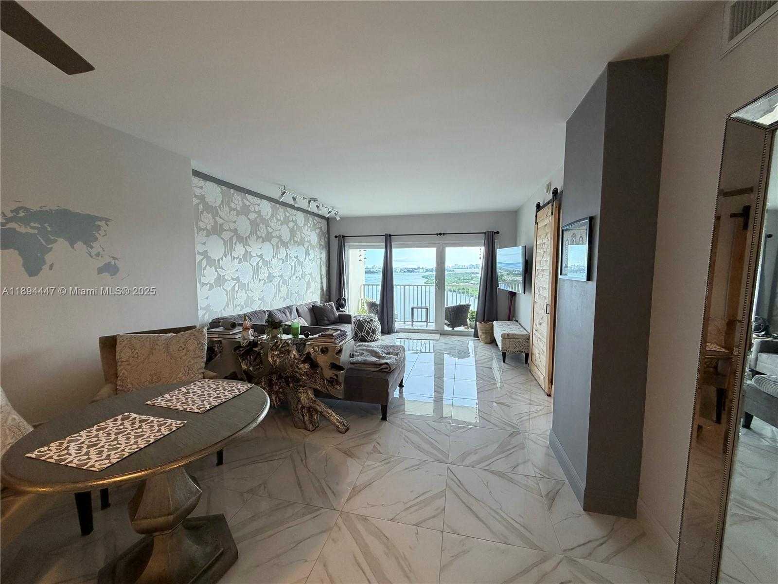 Small Image of 300 BAYVIEW DR #2014, Sunny Isles Beach Number 13