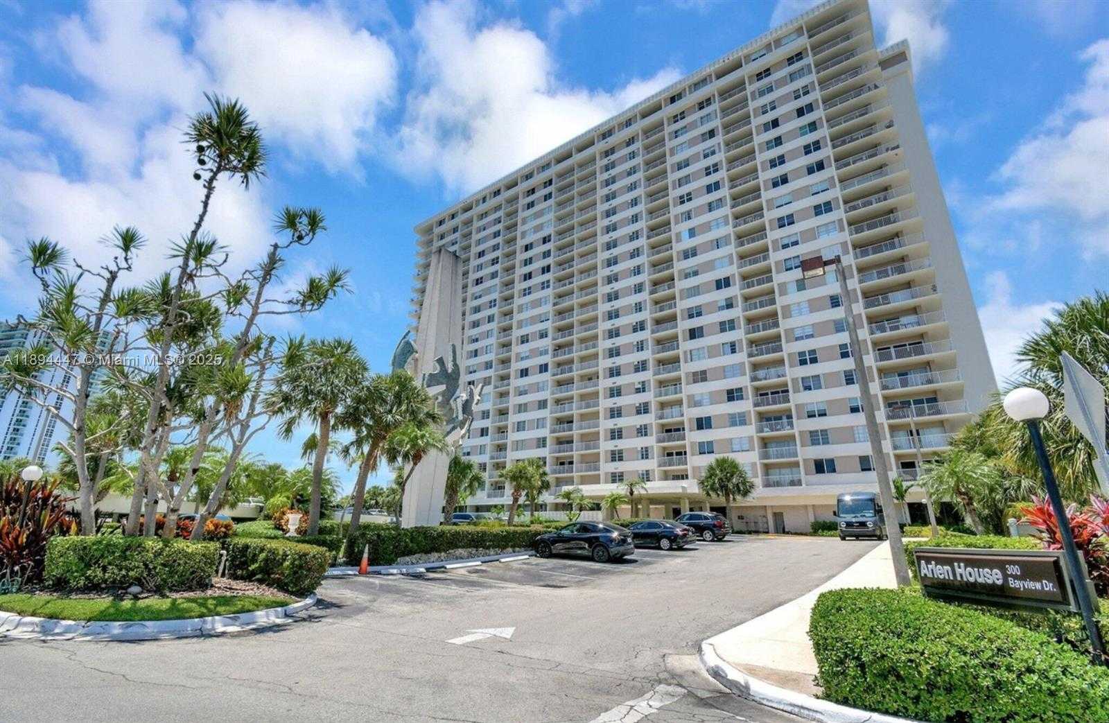 Small Image of 300 BAYVIEW DR #2014, Sunny Isles Beach Number 42