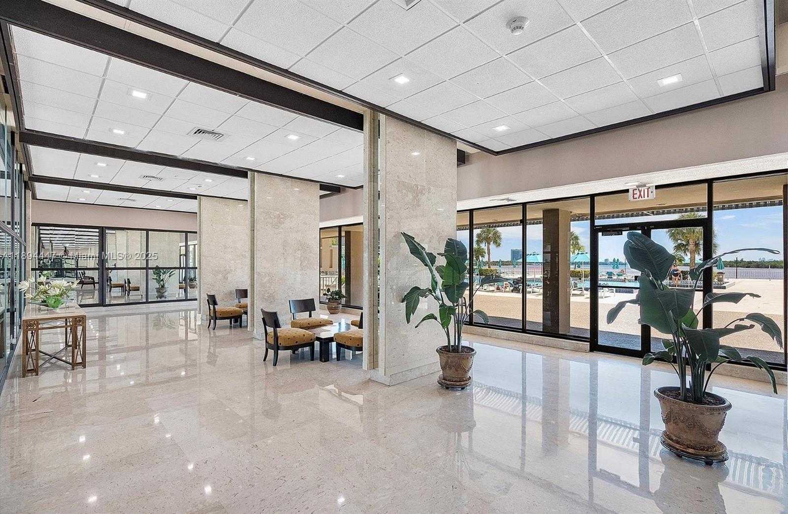 Small Image of 300 BAYVIEW DR #2014, Sunny Isles Beach Number 50