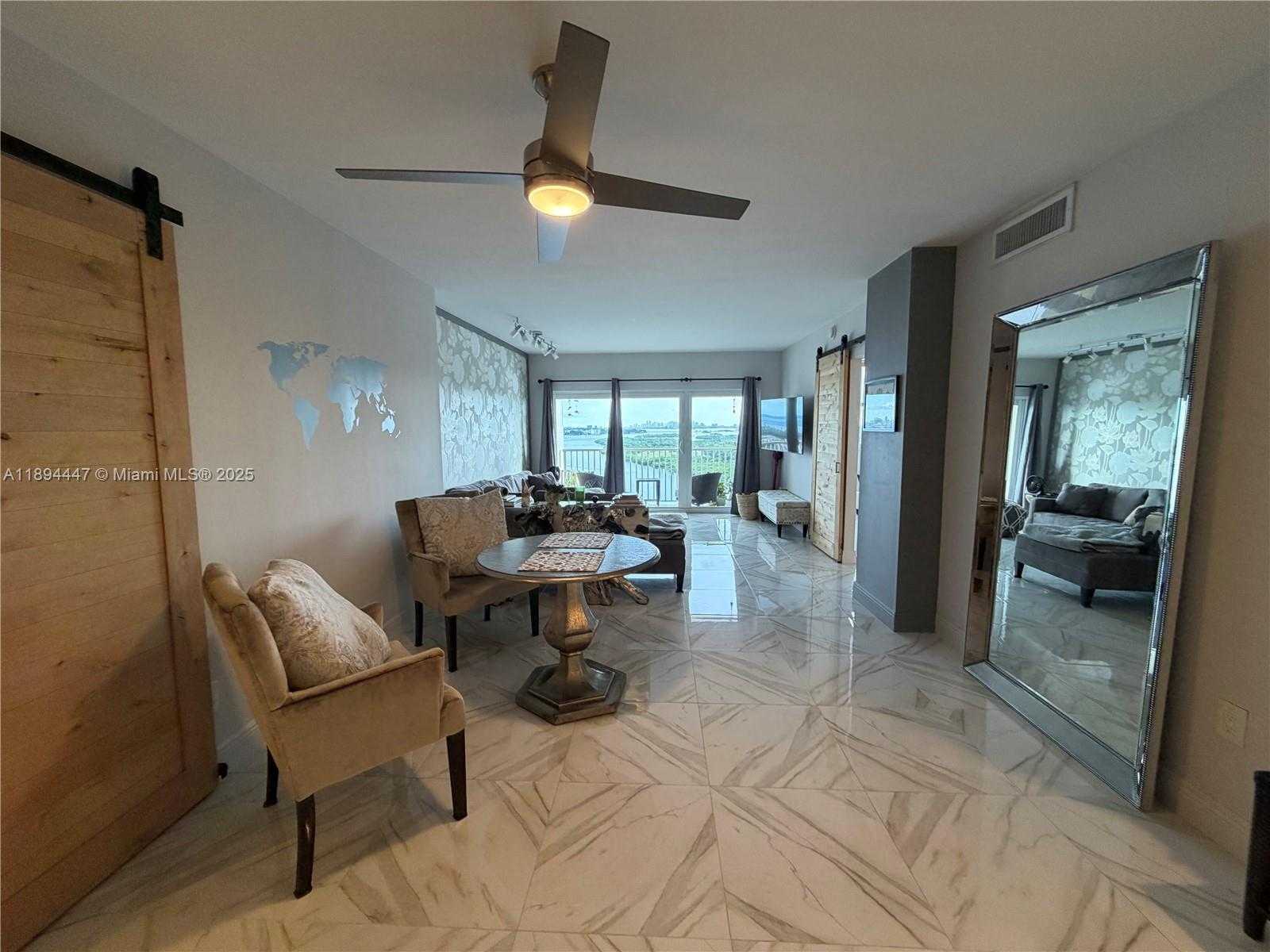 Small Image of 300 BAYVIEW DR #2014, Sunny Isles Beach Number 7