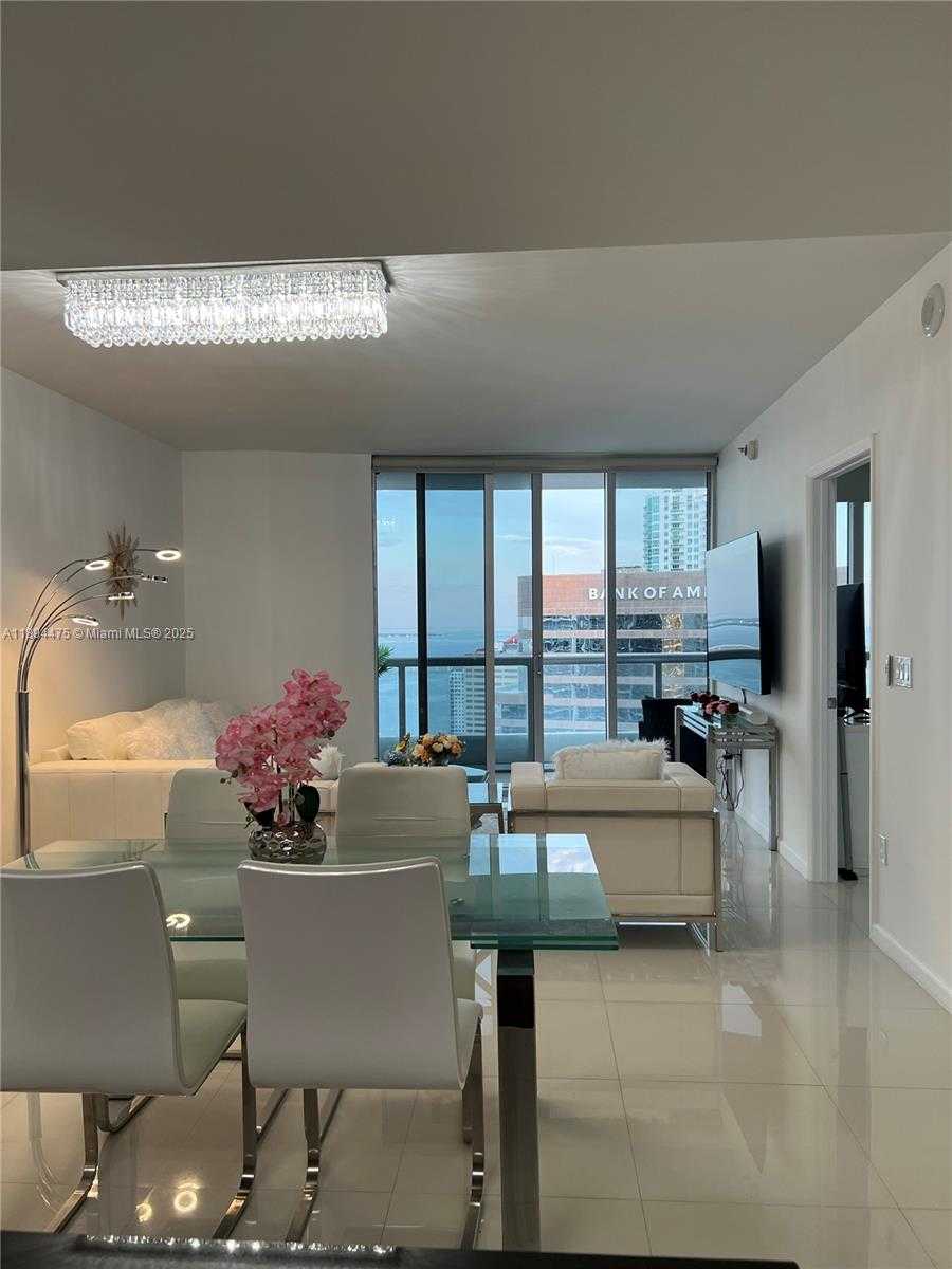 Small Image of 485 BRICKELL AVE #4109, Miami Number 6