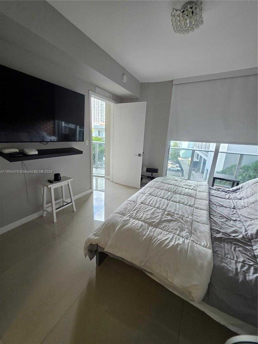 Small Image of 488 NORTH EAST 18TH ST #301, Miami Number 17