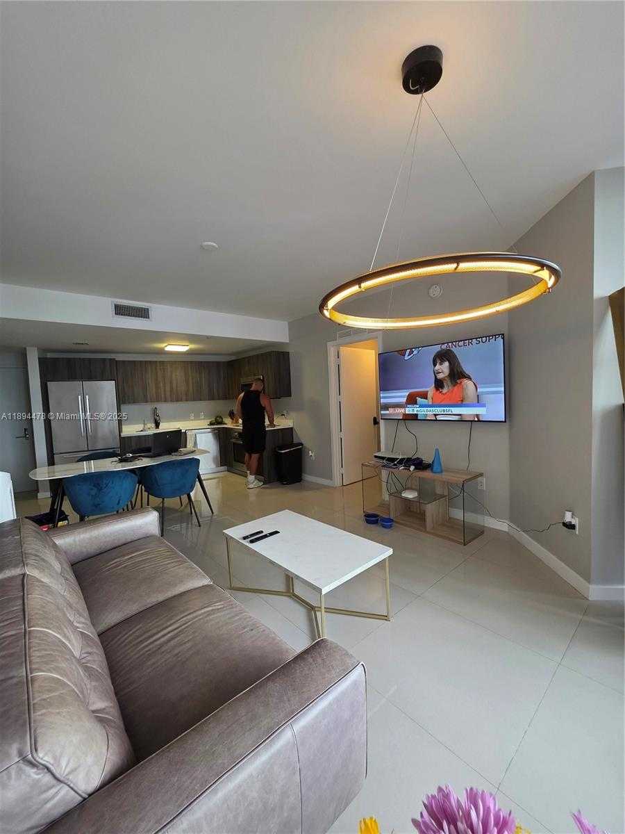 Small Image of 488 NORTH EAST 18TH ST #301, Miami Number 8