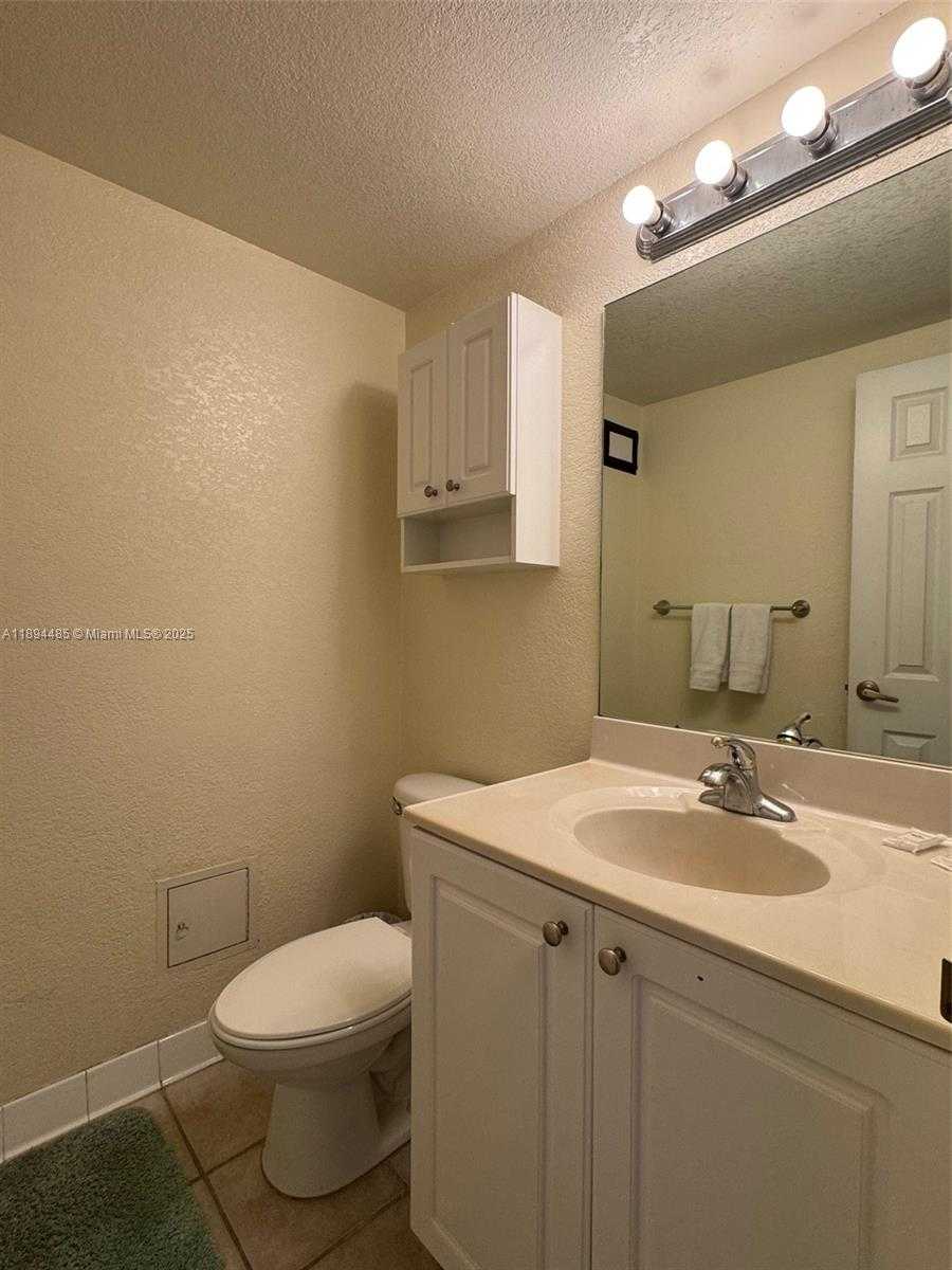 Small Image of 2501 SOUTH OCEAN DR #328, Hollywood Number 14