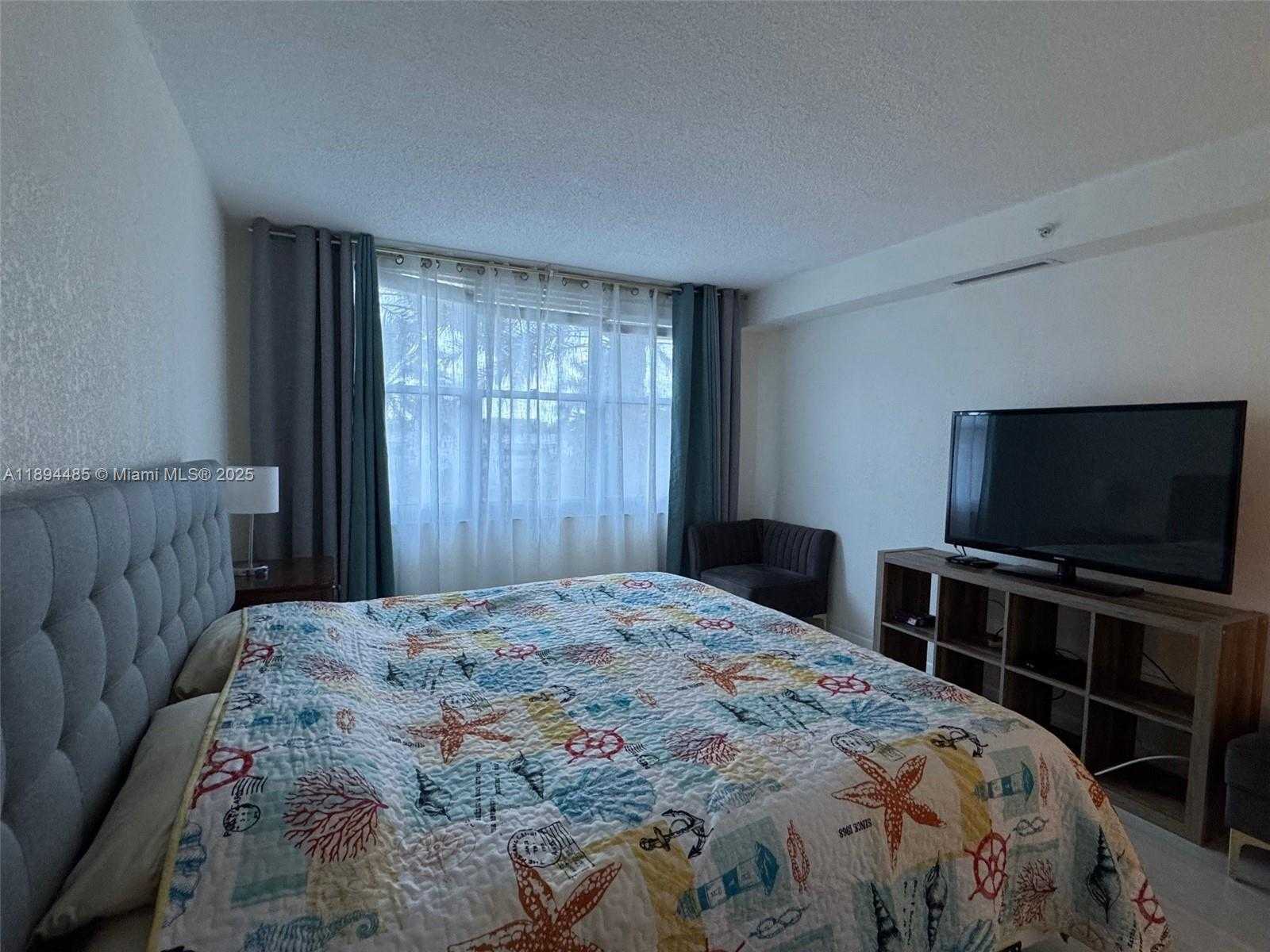 Small Image of 2501 SOUTH OCEAN DR #328, Hollywood Number 3