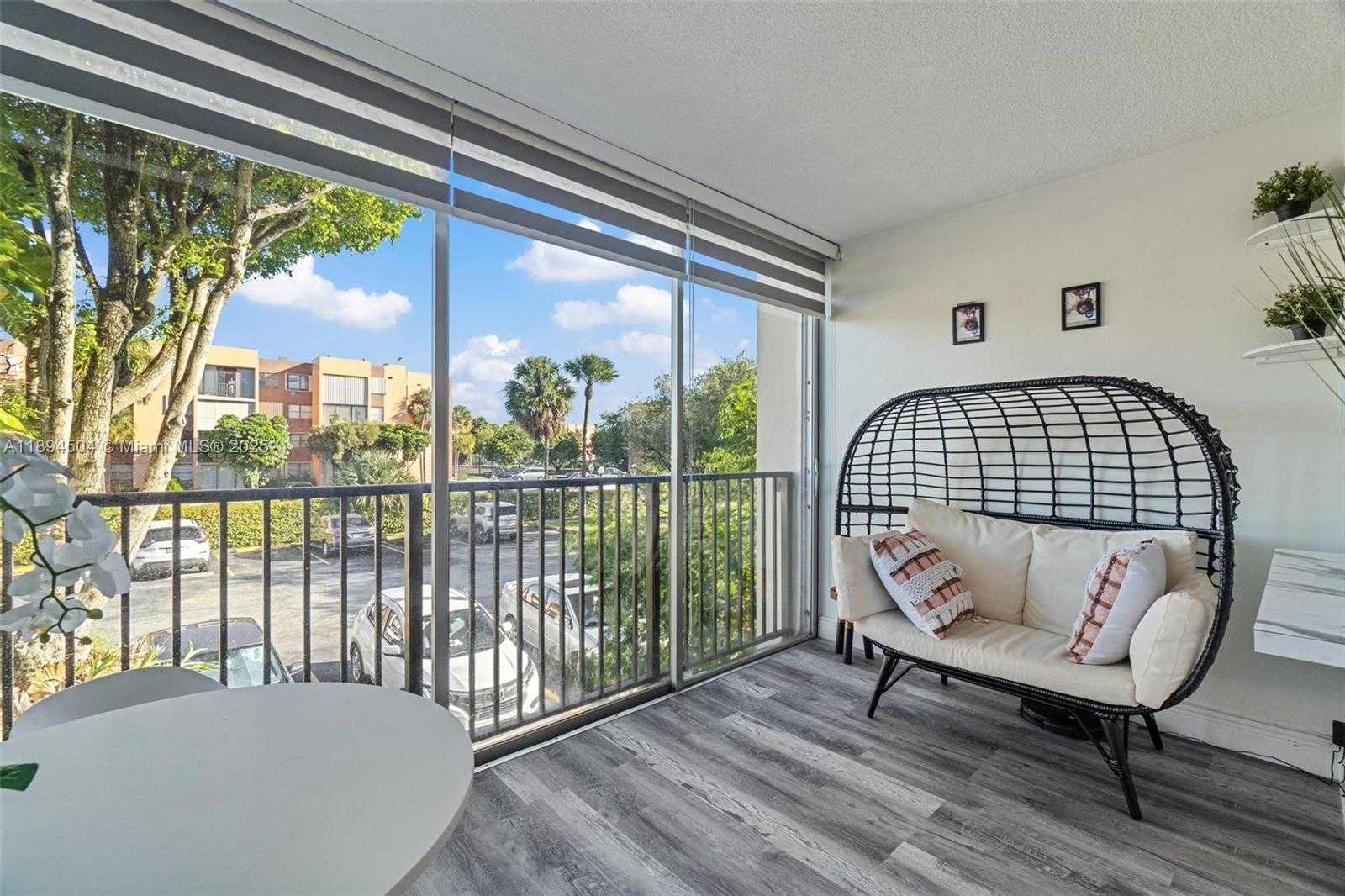 Small Image of 9441 SOUTH WEST 4TH ST #204, Miami Number 15