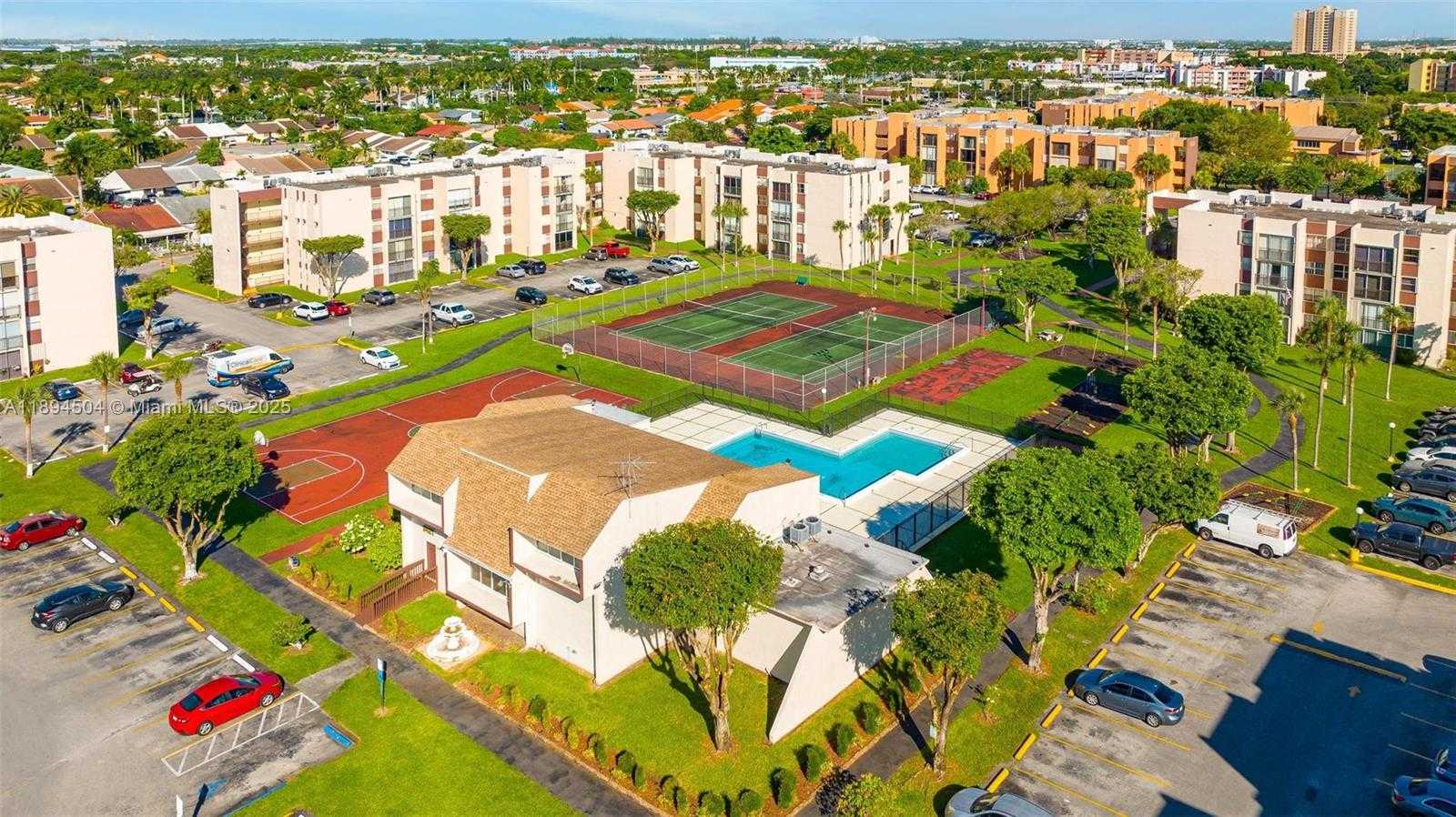 Small Image of 9441 SOUTH WEST 4TH ST #204, Miami Number 21