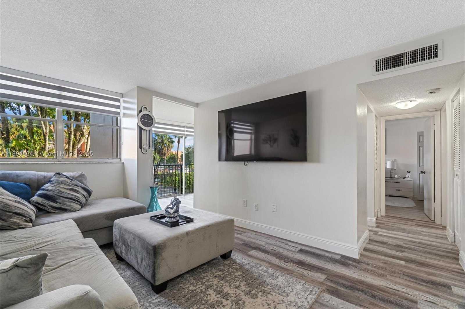 Small Image of 9441 SOUTH WEST 4TH ST #204, Miami Number 5