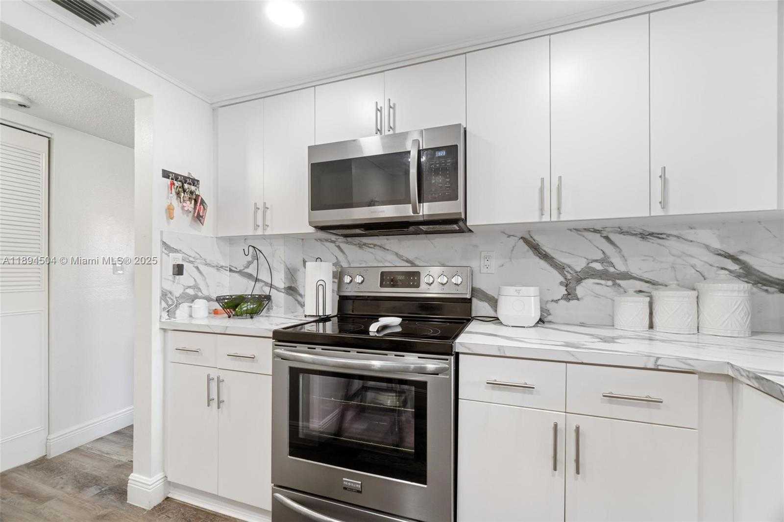 Small Image of 9441 SOUTH WEST 4TH ST #204, Miami Number 9