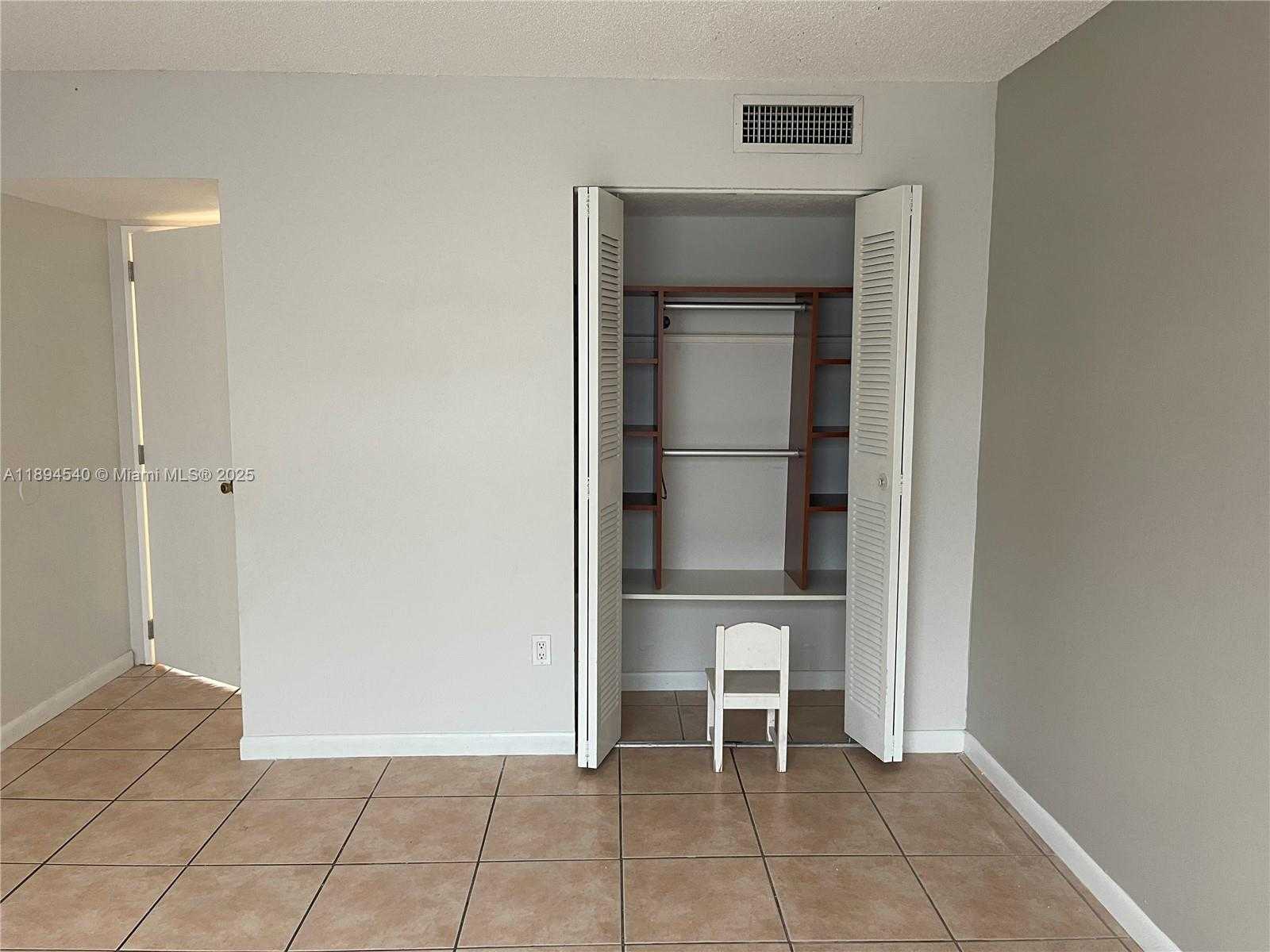 Small Image of 4110 NORTH WEST 79TH AVE #2A, Doral Number 16