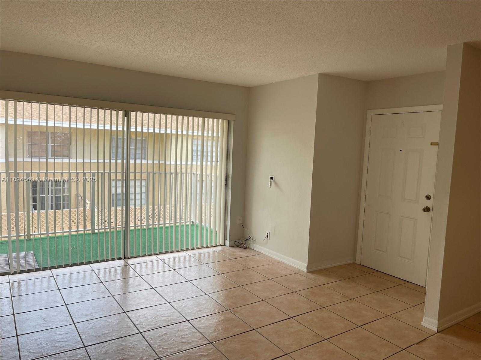 Small Image of 4110 NORTH WEST 79TH AVE #2A, Doral Number 6