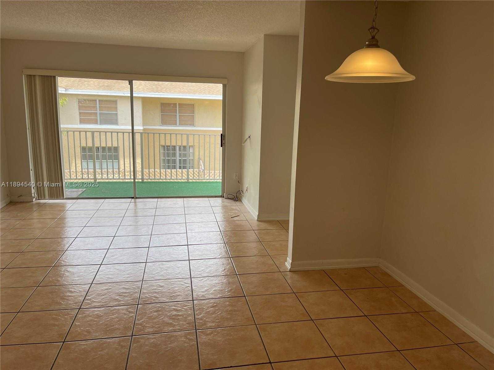 Small Image of 4110 NORTH WEST 79TH AVE #2A, Doral Number 7