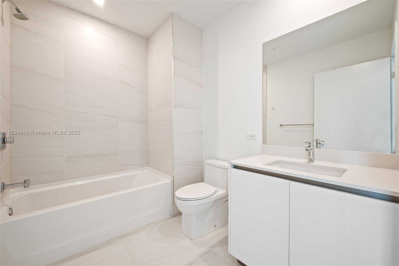 Small Image of 900 NORTH OCEAN BLVD #UPH04, Pompano Beach Number 23