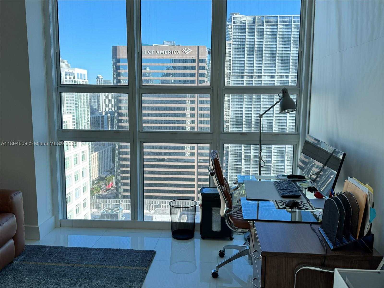Small Image of 950 BRICKELL BAY DR #3610, Miami Number 16