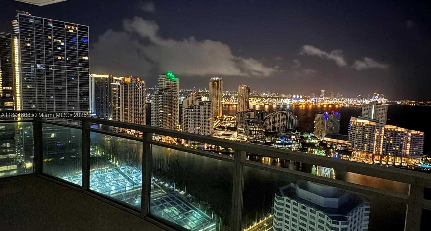 Small Image of 950 BRICKELL BAY DR #3610, Miami Number 29