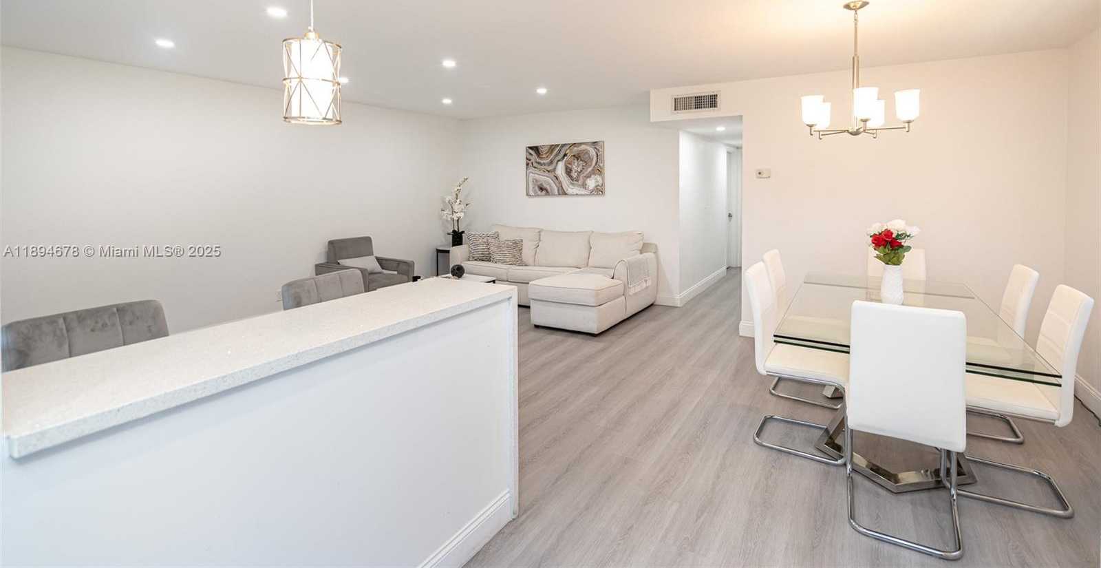 Small Image of 5300 WASHINGTON ST #T227, Hollywood Number 21