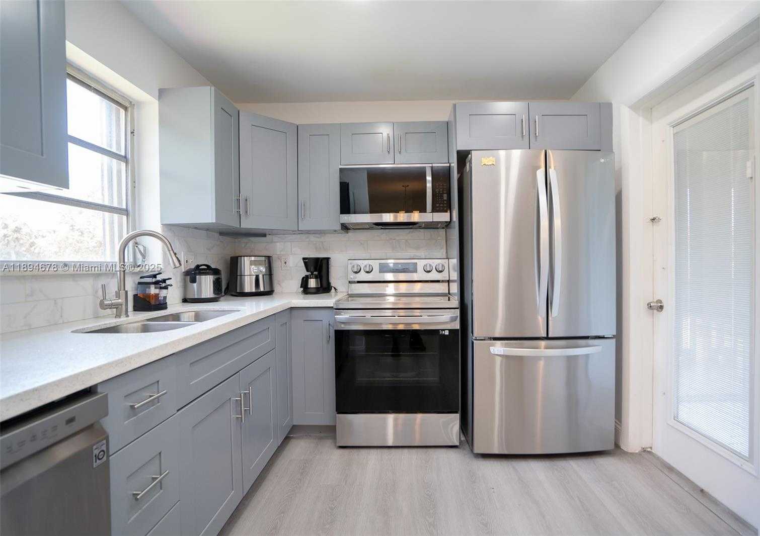Small Image of 5300 WASHINGTON ST #T227, Hollywood Number 22