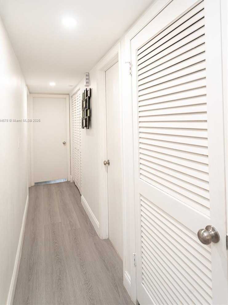 Small Image of 5300 WASHINGTON ST #T227, Hollywood Number 27