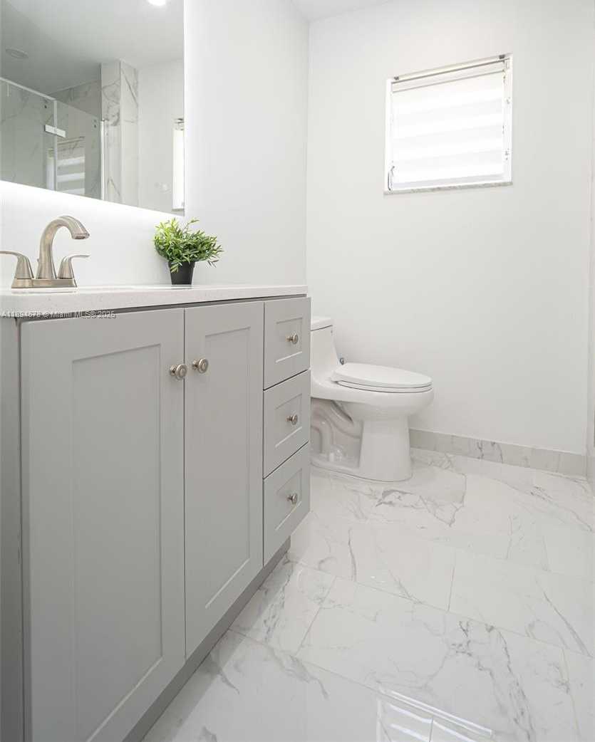 Small Image of 5300 WASHINGTON ST #T227, Hollywood Number 34