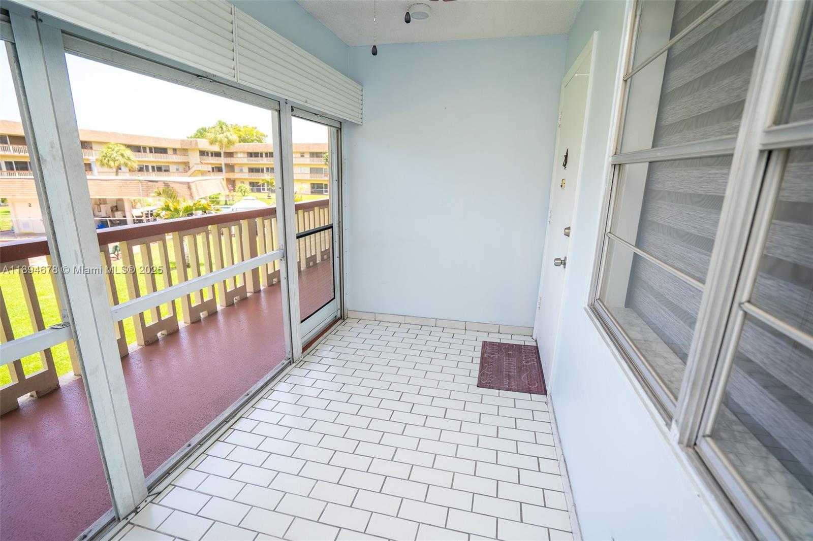 Small Image of 5300 WASHINGTON ST #T227, Hollywood Number 7