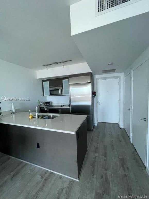 Small Image of 55 SOUTH EAST 6TH ST #4004, Miami Number 3