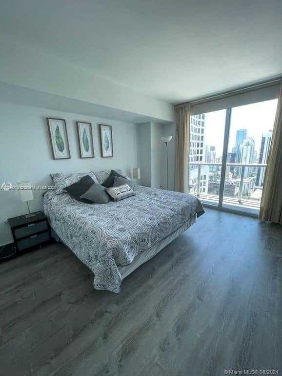 Small Image of 55 SOUTH EAST 6TH ST #4004, Miami Number 5