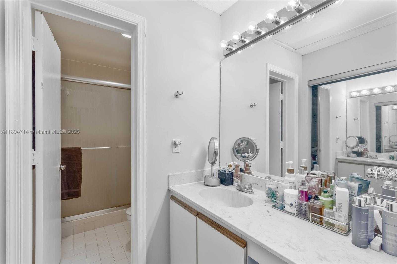 Small Image of 306 REPUBLIC CT #306, Deerfield Beach Number 12