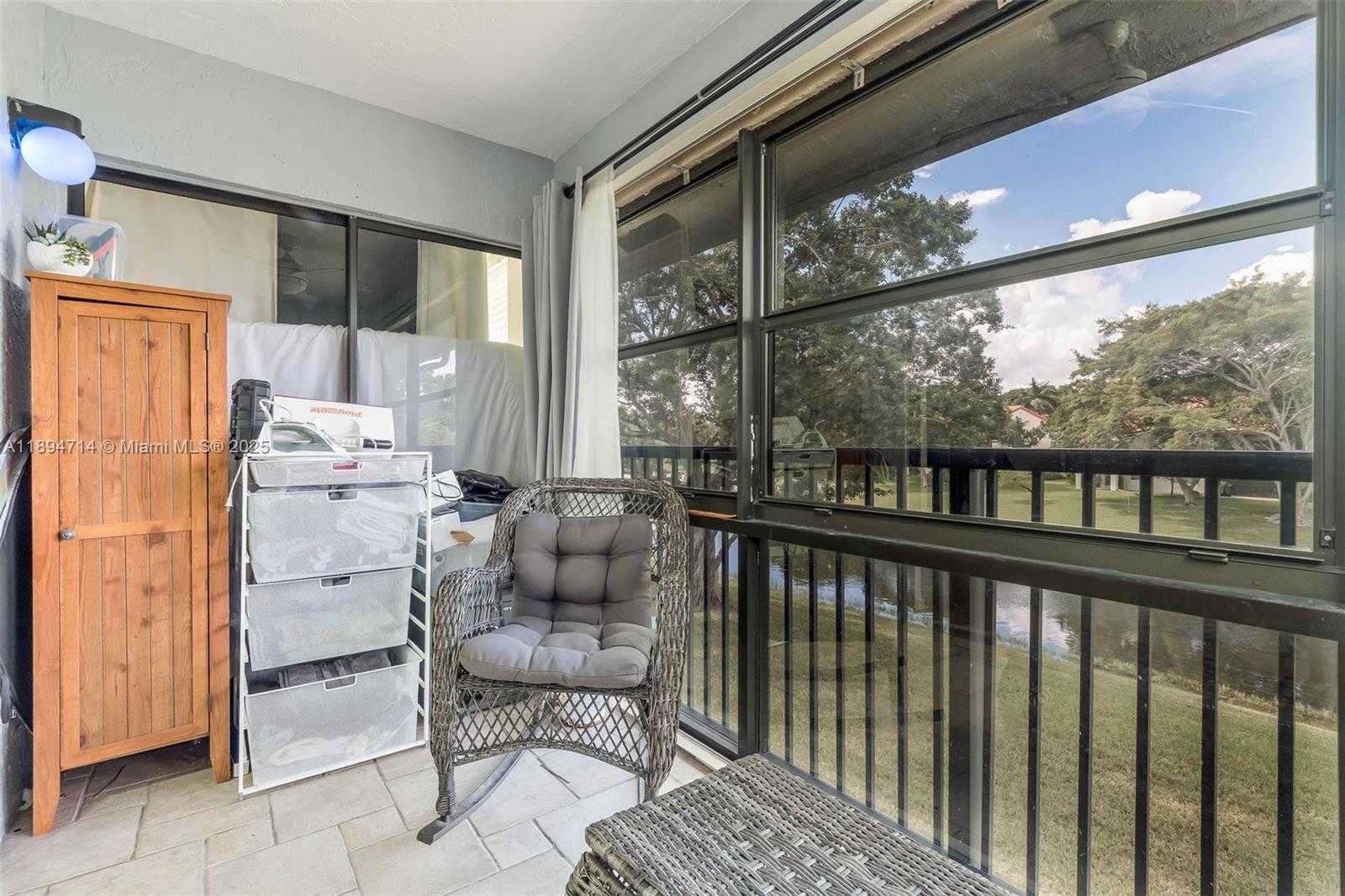 Small Image of 306 REPUBLIC CT #306, Deerfield Beach Number 20