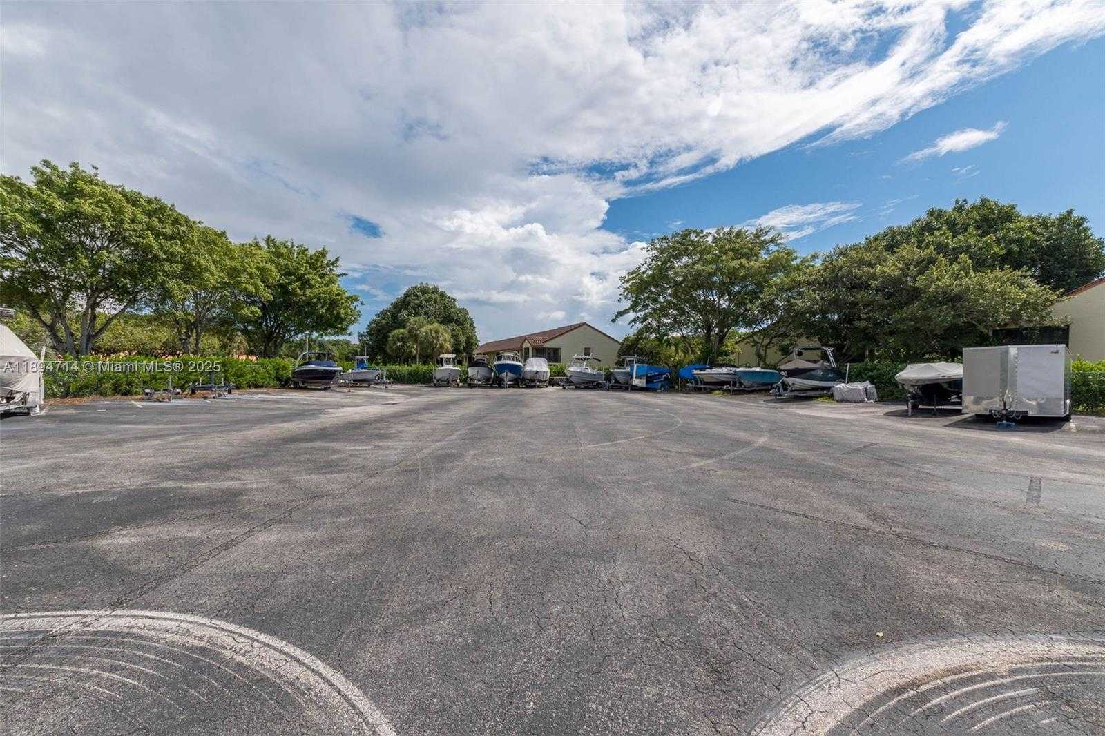 Small Image of 306 REPUBLIC CT #306, Deerfield Beach Number 23