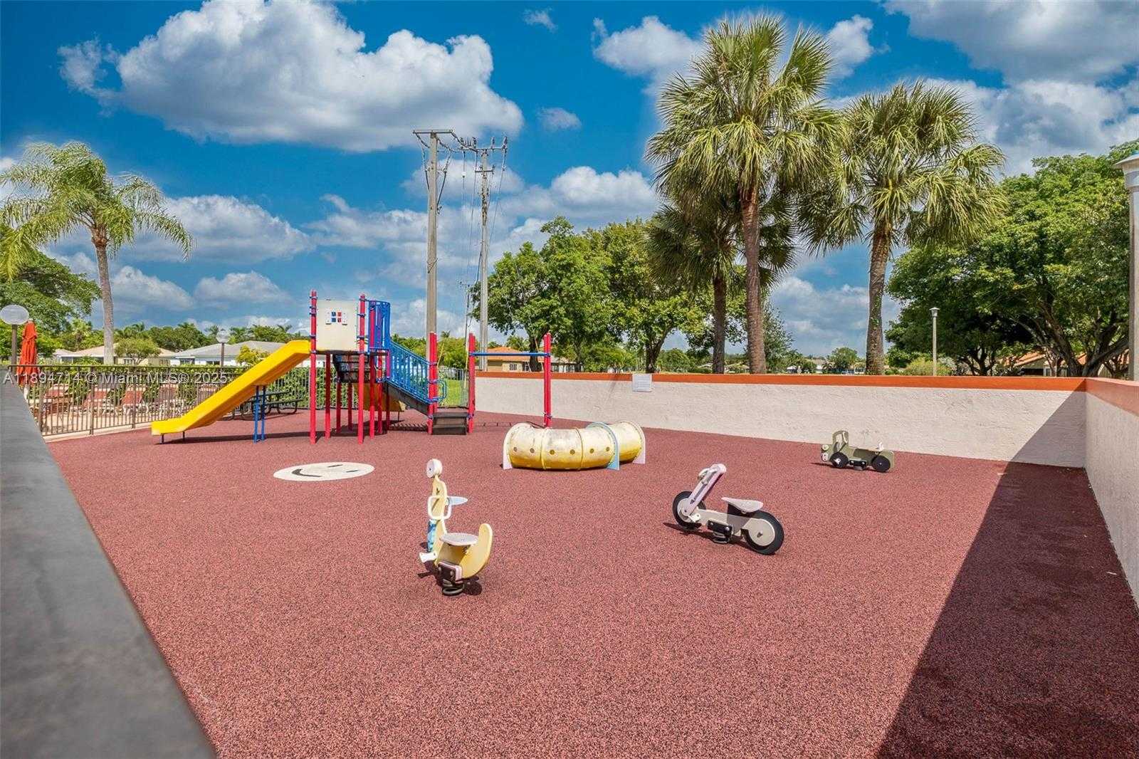 Small Image of 306 REPUBLIC CT #306, Deerfield Beach Number 27