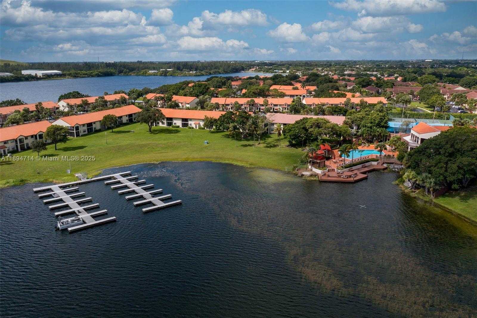 Small Image of 306 REPUBLIC CT #306, Deerfield Beach Number 39