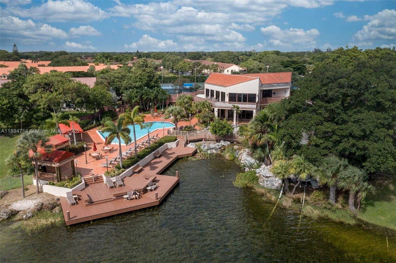 Small Image of 306 REPUBLIC CT #306, Deerfield Beach Number 40