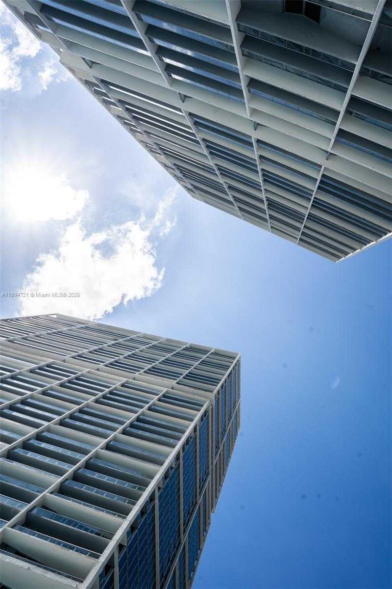 Small Image of 495 BRICKELL AVE #3208, Miami Number 22
