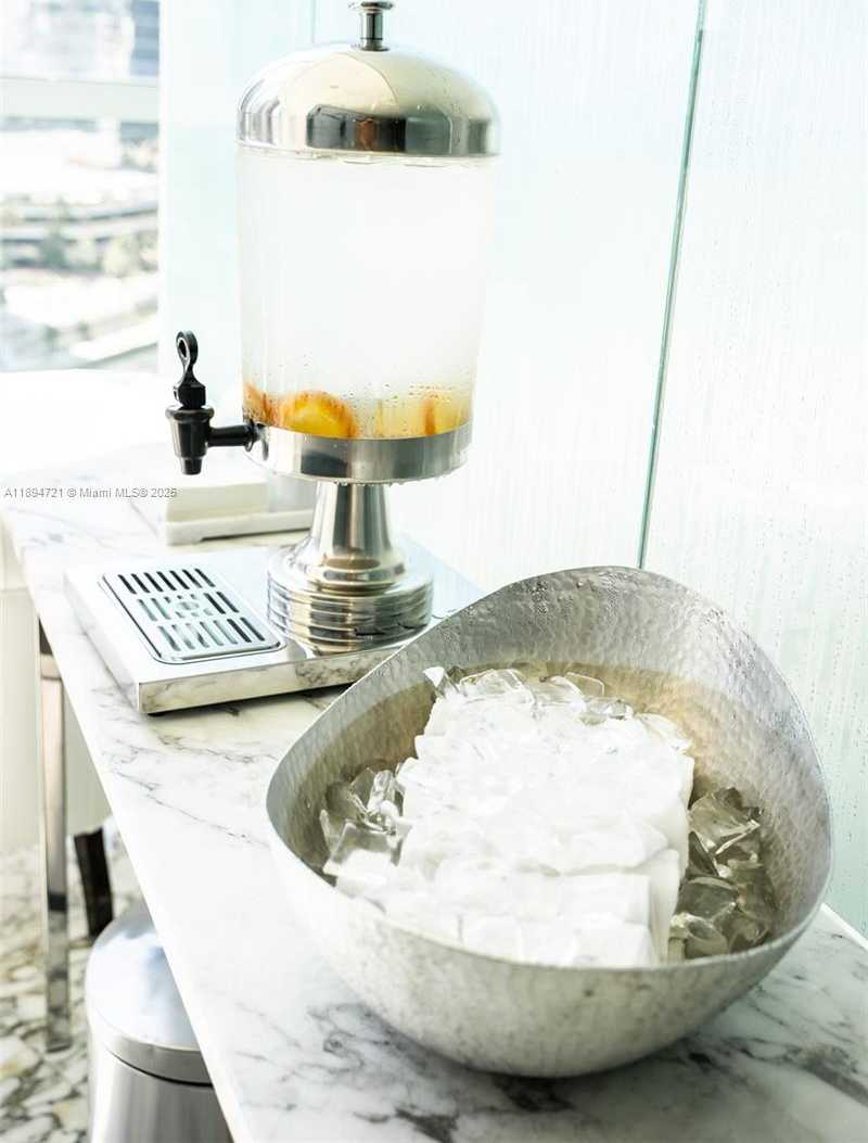 Small Image of 495 BRICKELL AVE #3208, Miami Number 36