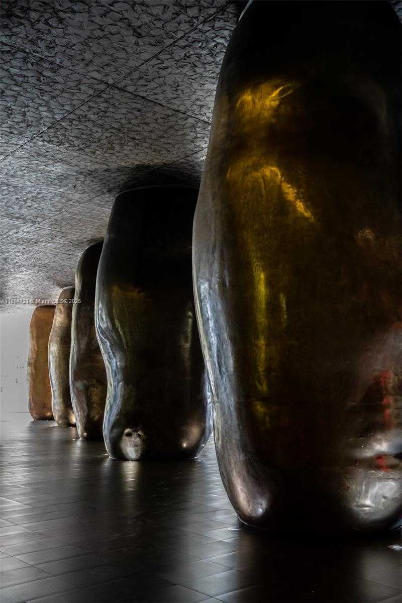 Small Image of 495 BRICKELL AVE #3208, Miami Number 48